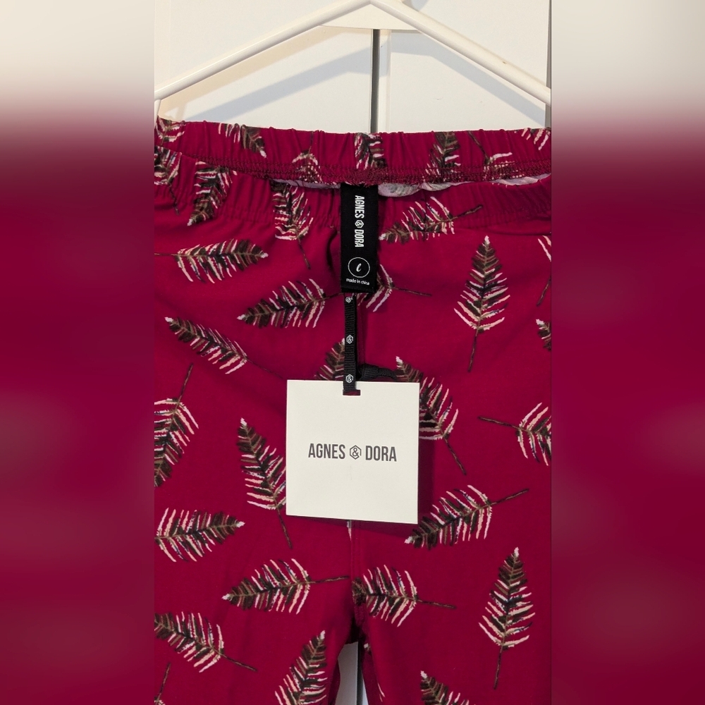 Agnes & Dora Leggings Red Large Holiday Feathers Soft Stretchy Pajamas NWT - Picture 2 of 4
